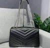 Designer 32cm Double chaîne Sacs à bandoulière Femme Sacs à main fourre-tout en cuir de veau noir rayures diagonales classiques chaînes matelassées corps croisé moyen