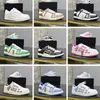 Designer luxe Arimis herenschoenen, vrijetijdsschoenen, tennisschoenen, hoogwaardige schedelsportschoenen, witte platte mode-platte schoenen van koeienhuid, sportschoenen.