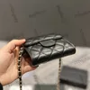 كلاسيكيات Mini Trifold Cross Body Pags Caviar Leather Calfskin/Lambskin Gold Metal Hardware Matelasse Card Card Card Card Sacoche 11.5x10.5cm