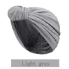 2022 New Fashion Head Sconef Turbano de prata elegante para mulheres len￧os de hijab mu￧ulmanos Soild Color Ladies Beanies Caps Bandada