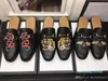 sommar sandaler tofflor Märke Loafers slip on slides täcka fyrkantig tå plattor äkta läder manliga fritidsskor 02