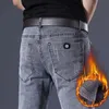 Jeans pour hommes Hiver Épais Plus Velours Hommes Taille Moyenne Maigre Simple Polaire Chaud Coupe Slim StretchCasual Denim Crayon Pantalon jeans 221130