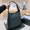 Women Hobos Designers Tote Designer Totes Soft Large Hobo Bags Luxury Handbag S Letters Handbags Shopping Bag Womens Purses D2211282F