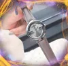 Popüler Moda Kadın Arı G Şekli Saat Sistem Ladies Gül Altın Kuvars Masa Soylu Zarif Orijinal Deri Kemer İş İsviçre Çınlama Saatleri Hediyeler