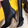Meninas sobre o joelho botas altas