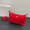 Mode axelväska kvinnor crossbody classic svart nylon koppling handväska handväskor geometriska brev dragkedja stängning liten tote wal271g