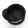 Berets Luxury Hat Women Men Military Caps Anime Cosplay Top Flat Female Autumn El Waiter Captain For Stage Performance