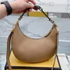 Designer Women Graphy Hobo Underarm Bag Italy Roma Brand Half Moon Cowhide Leather Crossbody Handbags Lady Metal Shoulder Handbag Luxurys Graphy Påsar