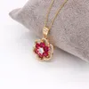 Naszyjniki wiszące FS Wysokiej jakości modny miedziany kwiat kształt czerwony kamień biżuteria na imprezę