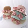 Bérets été enfant princesse mignon dessin animé chapeau de paille avec sacs à main sacs 2 pièces un ensemble vacances enfants fille bébé arc Plaid Panama soleil