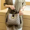 2023 Sacs Clearance Outlets Sac à dos Sac seau femme 2023 nouvelle texture en cuir imprimé fronde une épaule lumière luxe main diagonale