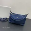 Mode axelväska kvinnor crossbody classic svart nylon koppling handväska handväskor geometriska brev dragkedja stängning liten tote wal271g