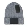 Großhandel Designer Winter Strickmütze Wollmütze Frauen Grobstrick Dicke Warme Kunstpelz Pom Beanies Hüte Weibliche Bonnet Beanie Caps 100 Farben