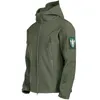 Mens Giubbotti 2023 Militare Pelle di Squalo Soft Shell Uomini Tattico Antivento Impermeabile giacca da uomo Army Combat Con Cappuccio Cappotti 220930