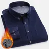 Camicie casual da uomo Abbigliamento invernale Camicia di velluto a coste blu navy da uomo Top a maniche lunghe da uomo in cotone caldo soffice e spesso di grandi dimensioni