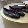 Bale Düz Hakiki Deri ayakkabı tasarımcısı kadın loafer'lar kadının düz ayakkabı boyutu 35-42 Günlük Ayakkabılar Tasarımcı Düğün Parti Lüks Kadife Kutu ile Mevsimsel Toz torbası