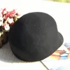 Caps de bola lisos de inverno preto lã Felta chapéu mulheres fedora cavaleiro feminina curta borda viseira beisebol