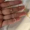 Cheker Little Moon Xingx com Diamond Elegant Colar Colar