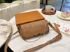 Donne designer di lusso borse da pranzo borse a tracolla a tracolla a tracorsa sacchetti di moda shopping shopping in pelle hobo portafoglio porta portafoglio Pochette m43157