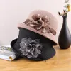 Basker vår sommar retro kvinnors hattar fedoras blommor kvinnor bröllop fascinator hatt vuxen bowler sol klassisk version chapeau cap