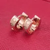 مصمم الأزياء النسائية الفاخرة مصمم الظهر Orecchini Titanium Steel 18k Rose Rose Gold Love Stud Sudger Gi1438807