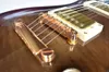 Chitarra elettrica marrone personalizzata in fabbrica con hardware dorato Birds Fret Inlay Gold Tuners Può essere personalizzato