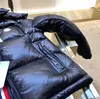 Mon 24ss Fashion Coat Męskie giacca Mon Jackets w tym samym stylu odzież Mężczyźni w dół Monclairjacke Modny długi rękawowy sport sportowy projekt designerski kamizelka 746