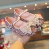 Płaskie buty 2022 Dziewczyny Rhinestone Princess Bling Wedding for Pearls Mary Janes Glitter Dance Baby Kids Flats Child