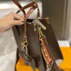 5A quality new women totes bags on the go tote shopping bag handbag leather hobo fashion letter print Large luxury designer travel Crossbody
