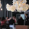 Lampadari Nordic Creativo Tessuto Fiore Lampadario Moderno Led Rustico Bar Lampada a sospensione in bambù El Restaurant Deco Luminaria