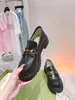 Sandales de luxe Mocassins en cuir métal Muller Designer pantoufle Chaussures pour femmes avec boucle Mode Princetown pantoufles marron Casual Mules Appartements taille 35-43