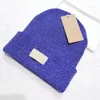 Australien designer stickade hattar vinter mössor unisex silver siden skalle kepsar designer bonnet kvinnor flickor virkning hatt utomhus stickning beanie öron muff 2023