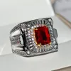 Anéis de casamento promessa de luxo lindas fêmeas femininas big ring ring moda cristal de charme de pedra vermelha no engajamento para casais