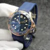 Top 42 MM Automatische Mechanische Outdoor Heren Horloges Horloge Zwarte Wijzerplaat Met Roestvrij Stalen Armband Draaibare Bezel Transparent281O