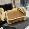 Clutch aus Lammwolle, Kamel-Wildleder-Umhängetasche für Damen, tragbar, Messenger-Kette, Tasche mit Klappe, Schnalle, Umhängetasche, Plüsch-Tragetaschen und Hobo-Geldbörse mit Vintage-Umschlag