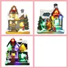 Decorazioni natalizie Edificio del villaggio Figurina di decorazione della casa di Babbo Natale con ornamento per camino domestico con illuminazione a LED Claus