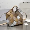 Panier excédentaire Sacs à main fourre-tout en cuir à glissière tissé 6 couleurs jaune rose mini sac à main designer sac à bandoulière A521T32X25 A521T32X26