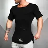 メンズTシャツマッスルジュイ2022サマーフィットネスシャツの男性リッピングホールTシャツスクエアネックスリムフィットティーヒップホップエクステンションTシャツ