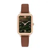 ساعة Wristwatches العلامة التجارية للنساء الساعات السيدات المربع الكوارتز مشاهدة DIAL الأخضر البسيط الأحمر الأسود الفاخر