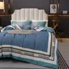 Set di biancheria da letto Coperte Set di biancheria da letto di design invernale bianco nero copripiumino lenzuola federe Queen comforter marca The quee2521