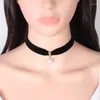 Pendentifs Harajuku Style mode rétro noir velours colliers Fine Imitation perle pendentif Sautoirs colliers pour femmes à la mode tour de cou Bijoux