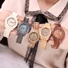 腕時計到着木製穀物女性クォーツウォッチシンプルなスタイル番号ダイヤルレディースカジュアルドレス腕時計時計