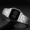 腕時計の腕時計のための高級デジタル時計電子LEDリストウォッチステンレス鋼のウォッチバンドファッションローズゴールドレディースクロック211h