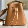 Epi Leather Neonoe Purse M53610 Moda Hot Tan Brown Cross Cross Cruzada Bolsa de Bolsa Bolsa de Placa Feminina Bolsa Trelha Top Satchel 20 x 20 x 13 cm M52853 M53609