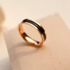 Wedding Rings Rose Gold Color White Black Charm Ring For Woman Man Custom Grave Name Sieraden 316l roestvrij staal nooit vervagen