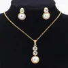 Collier Boucles d'oreilles Set LuxukissKids Colding Gold Color Areal inoxydable pour les femmes Crystal Imitation Pearl Drop Party Gift