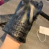 Femmes Designer Gants Noir Moufles En Peau De Mouton Hiver En Plein Air En Peluche Gants Chauds Mode Écran Tactile Gant