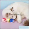 Cat Toys снабжает домашнее домашнее сад лостовый пластиковая игрушка с шариком с маленьким колоколом привлекательным голосом Interactive Tinkle Pupp OTWRS