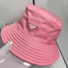 Stingy Brim Hats 2022 Fashion Bucket Hat Cap för män Kvinna Baseball Caps Beanie Casquettes Fisherman Buckets Hats Patchwork High Quality High Quality