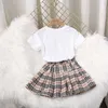 キッズガールズサマー服セット半袖トップTシャツ格子縞のスカート子供ベビー服セット2pcs